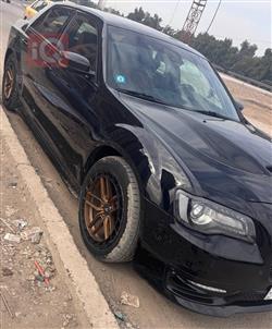 کرایسلەر 300